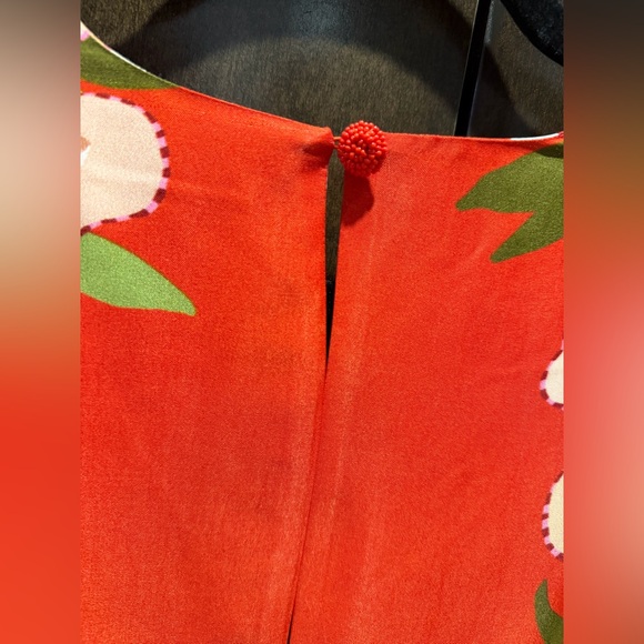 FARM Rio Peony Cropped Top - Picture 6 of 7